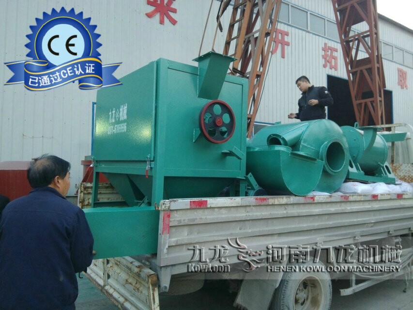 銷往廣東茂名的九龍400型木粉機發貨圖
